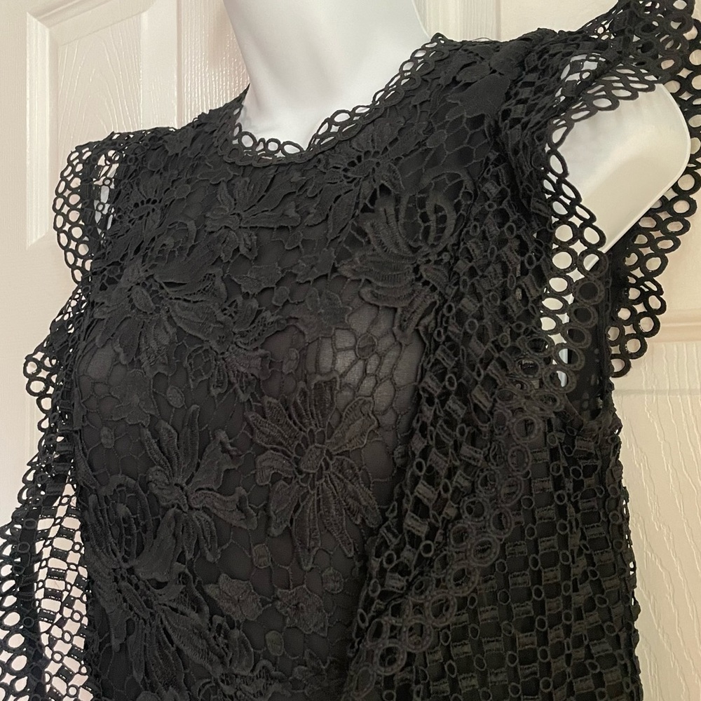 NWT Ted Baker Lace Sleeveless Blouse - Picture 2 of 8
